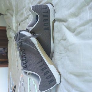 BNWT NoBull shoes